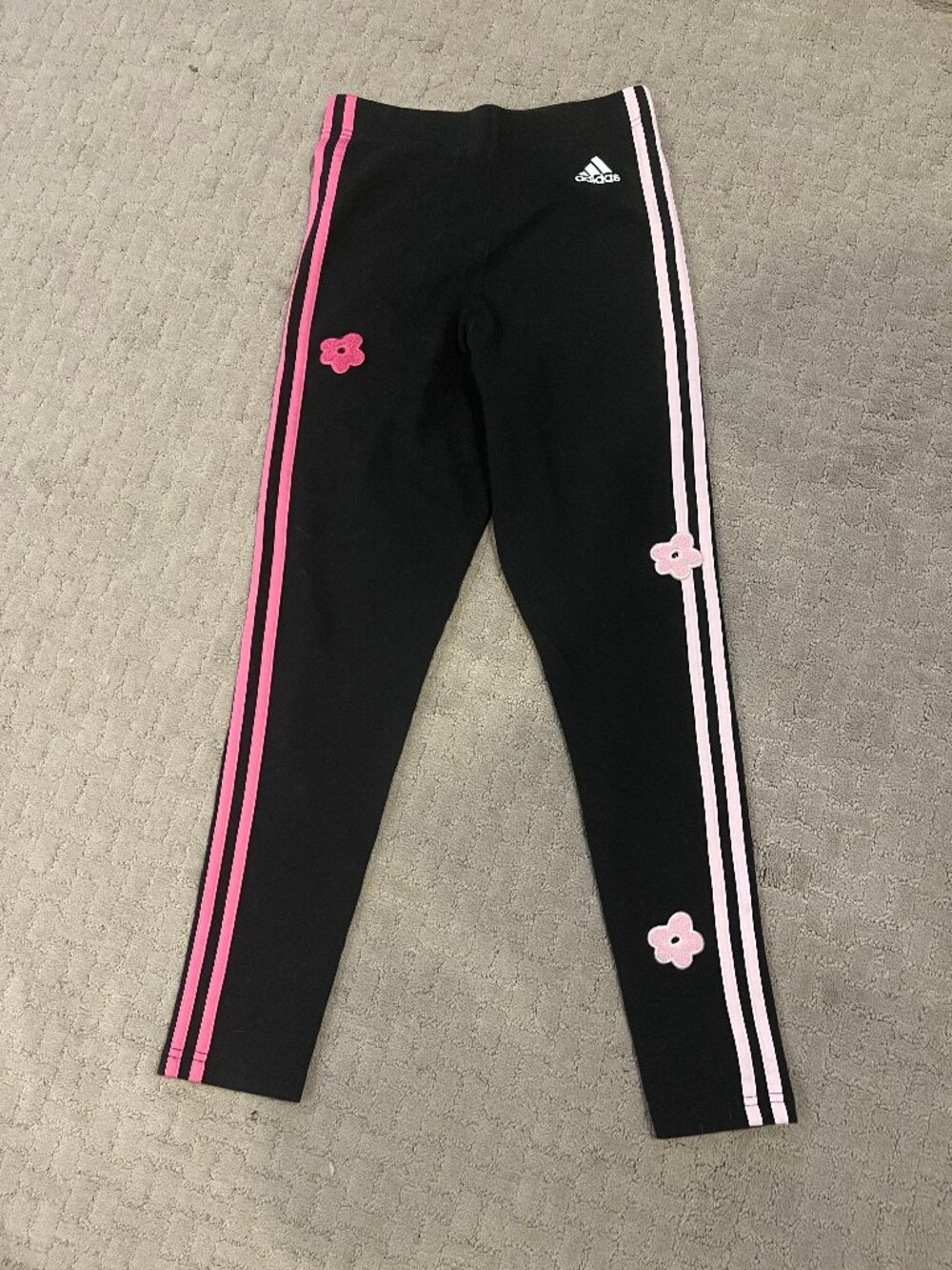 Adidas 3-stripe  leggings women Chenille Flower Patches